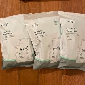 Motif breastmilk storage bag 300count